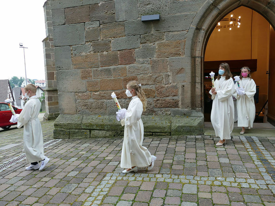 Feier der 1. Heiligen Kommunion in Sankt Crescentius (Foto: Karl-Franz Thiede)